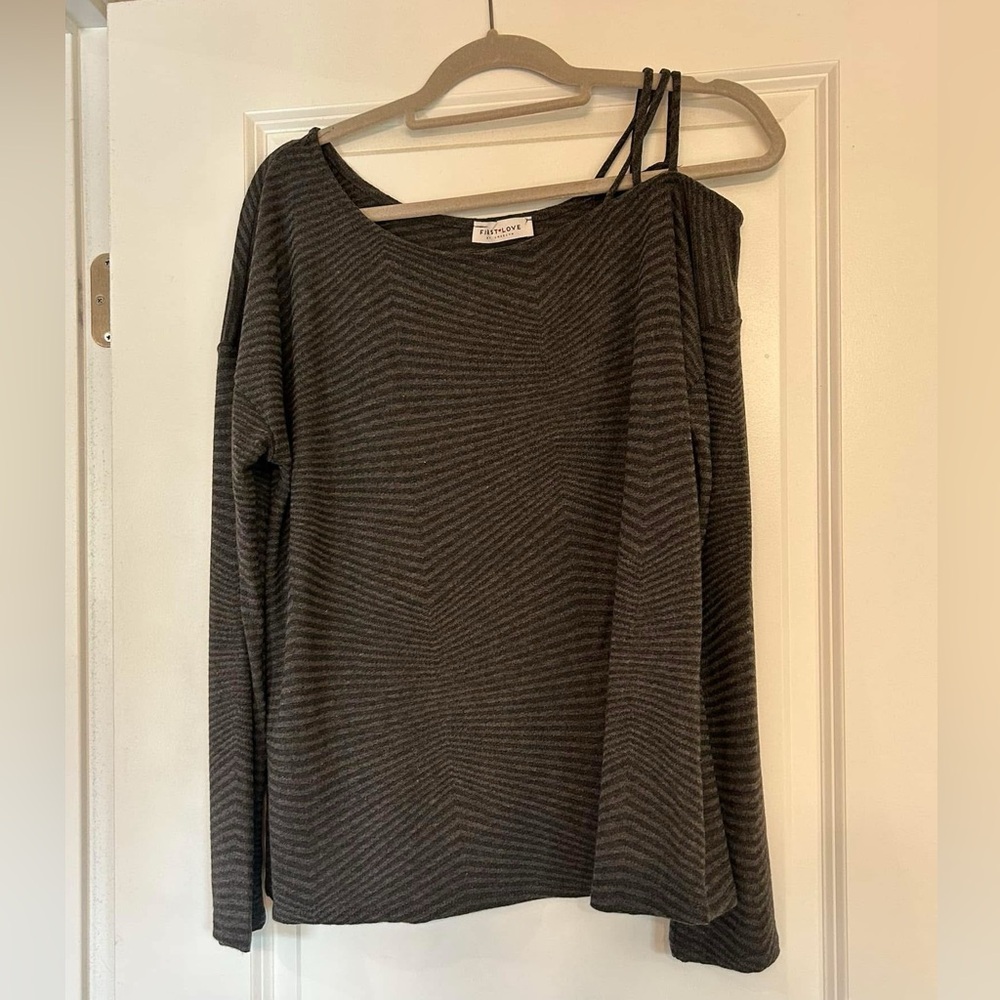 Boutique Striped Long Sleeve Top NWOT size large